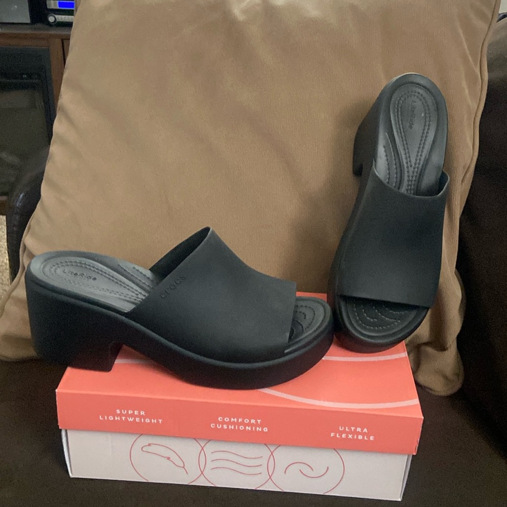 Crocs black Brooklyn Block heel slides. Worn once, like new, excellent condition